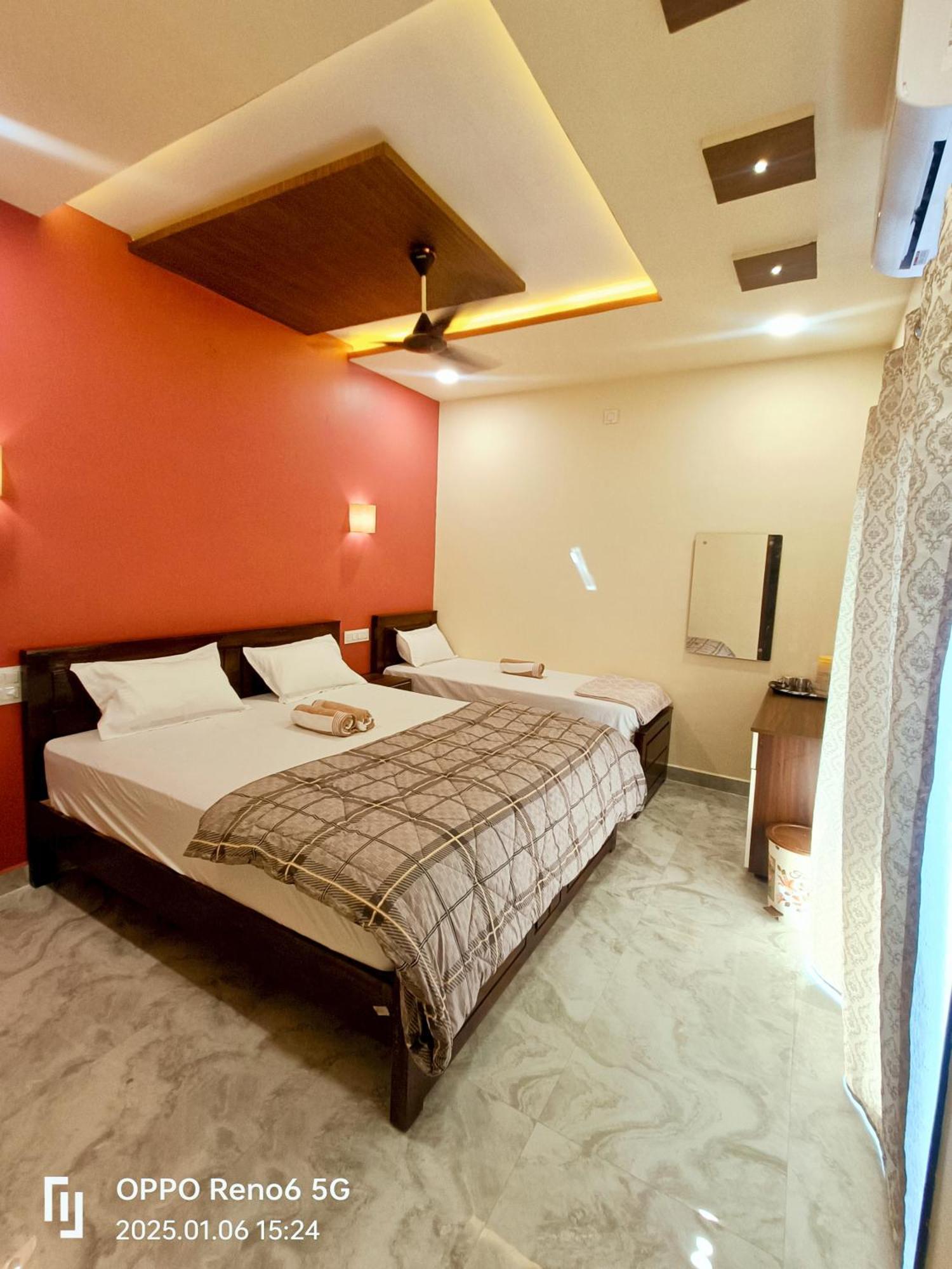 Dream Hampi Villa & Home Stay Exterior photo