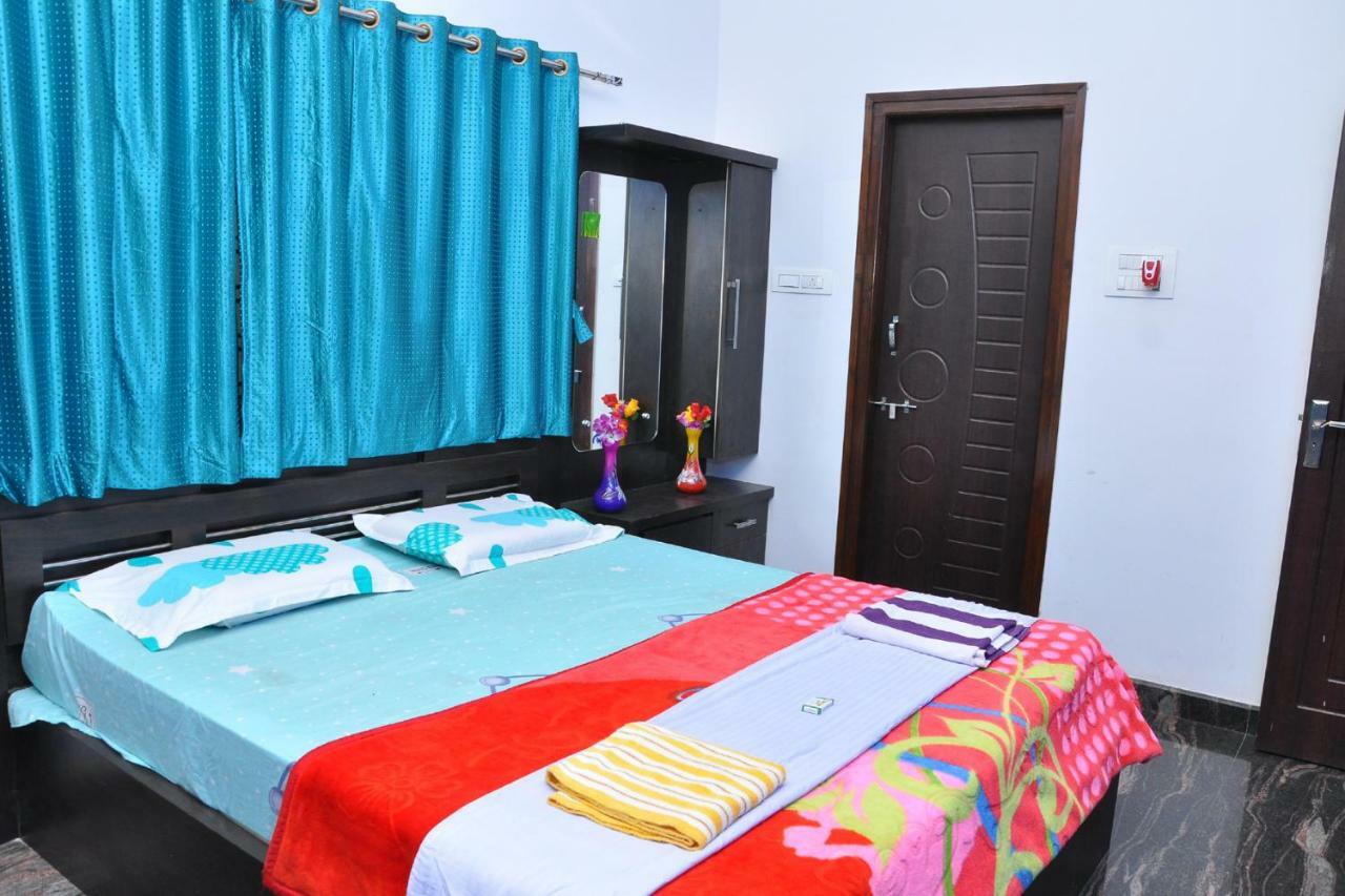 Dream Hampi Villa & Home Stay Exterior photo